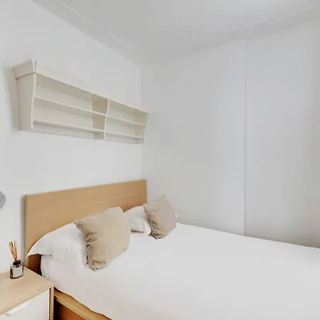 Charming 1br 2p - 4th Lägenhet