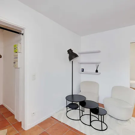 Charming 1br 2p - 4th Apartment *